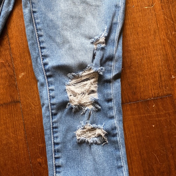 American Eagle Jeans - Picture 5 of 10